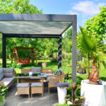 Pergola à Roanne : quel modèle choisir pour sublimer votre terrasse et votre jardin ?